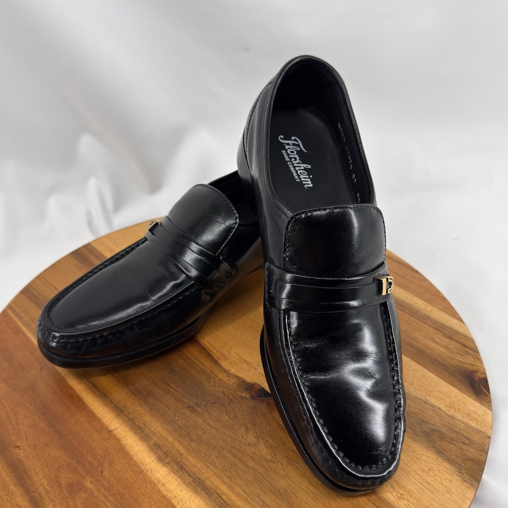 Florsheim Loafers Mens 8.5 Black Leather Regular Fit Moc Toe Gold Hardware 11070